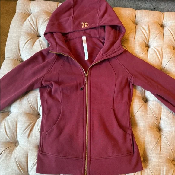 Lululemon Scuba Full-Zip Hoodie - Picture 5 of 6